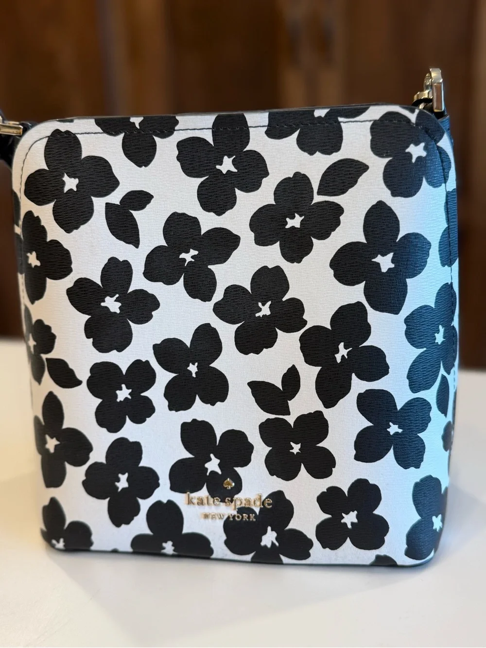kate spade Darcy Small Bucket Bag